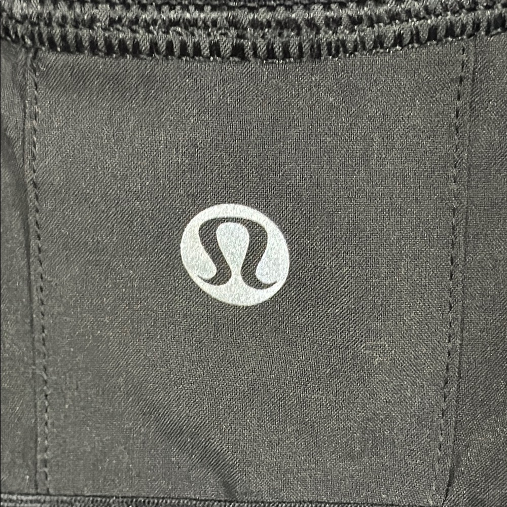Lululemon Run- Pace Setter Skirt Sz6 Black - Picture 10 of 14